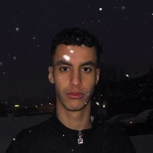 Meet your Posher, Hamza